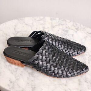 ST. AGNI Black Woven Leather Mules Size 7 / 37